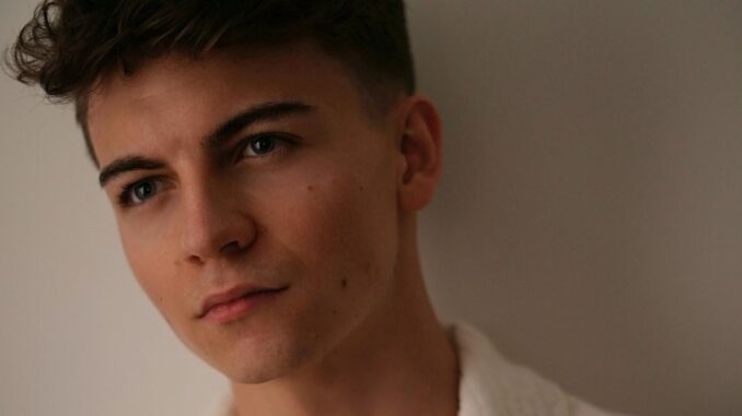 00 Adrian Sevc