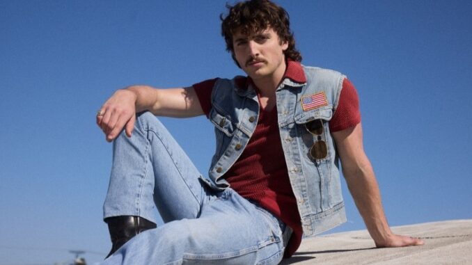 00 Benson Boone Warner