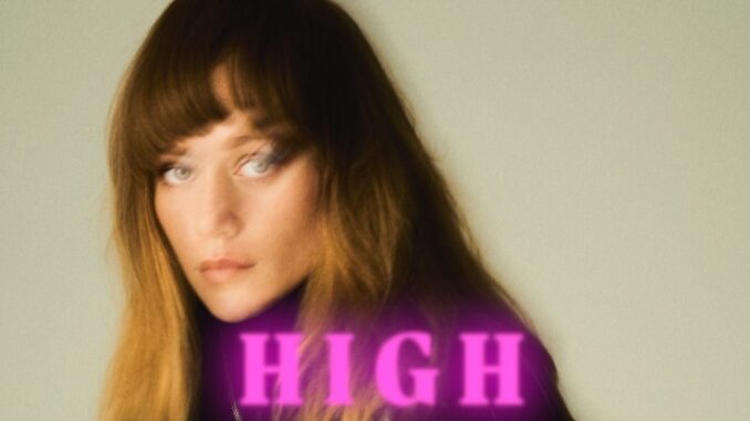 00 Emma Drobna High